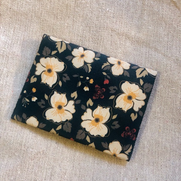 Hand made Card holder - Picture 3 of 15